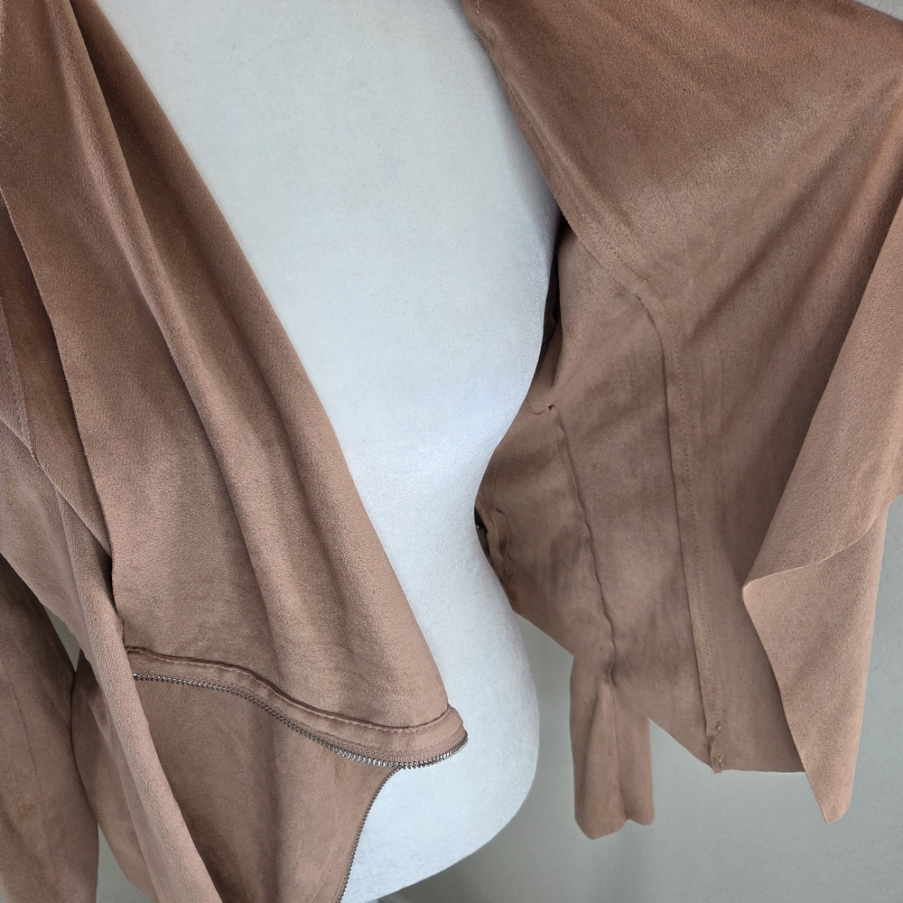 BlankNYC Tan Faux Suede Moto Jacket Draped Asymmetrical Zip Size Medium - Picture 9 of 14
